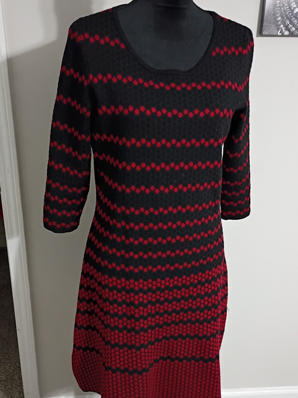 Black and Red Long Sleeve Knit Dress